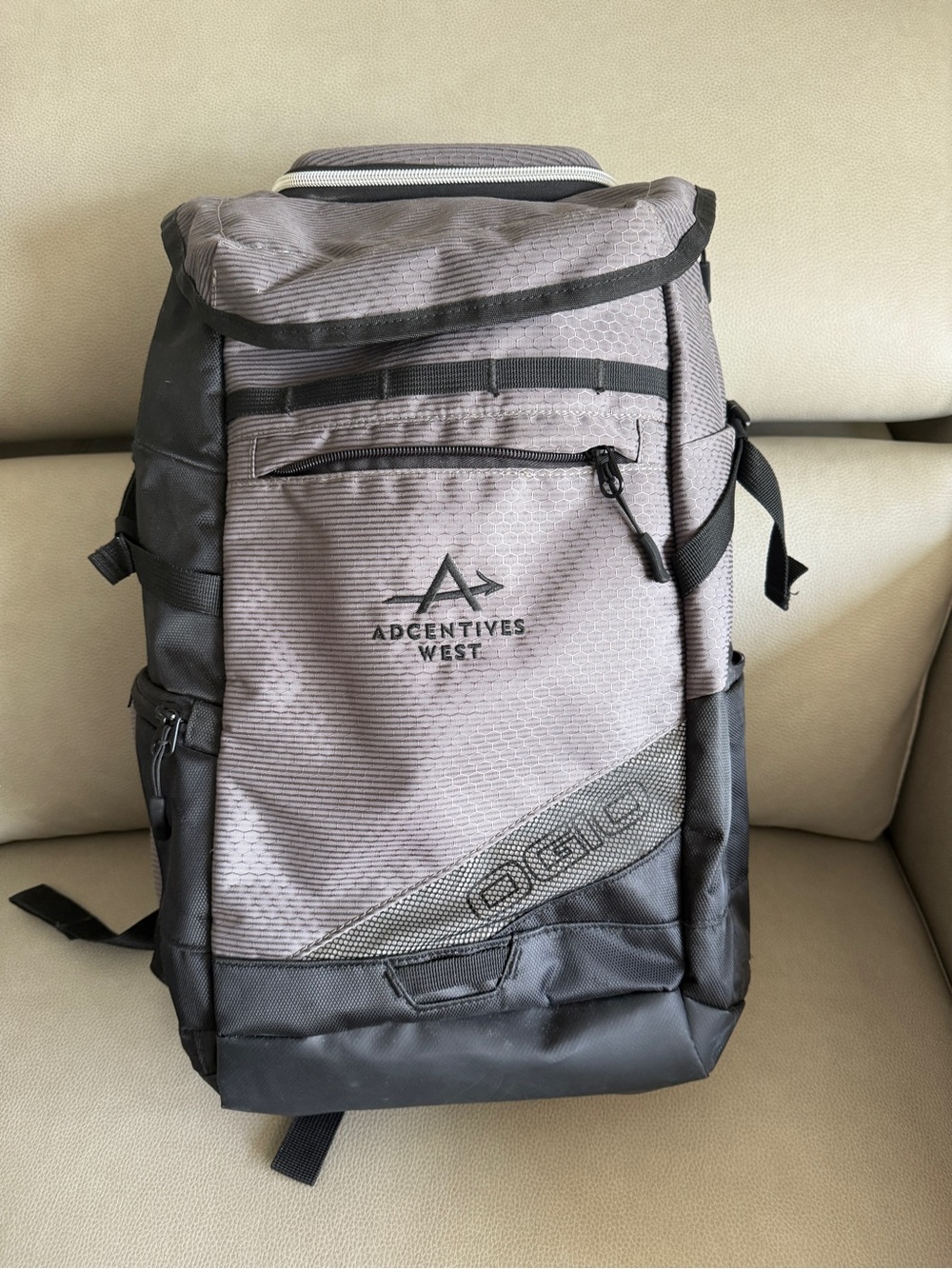 OGIO Gray and Black Adventure Backpack